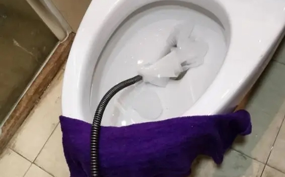 巴林左马桶疏通